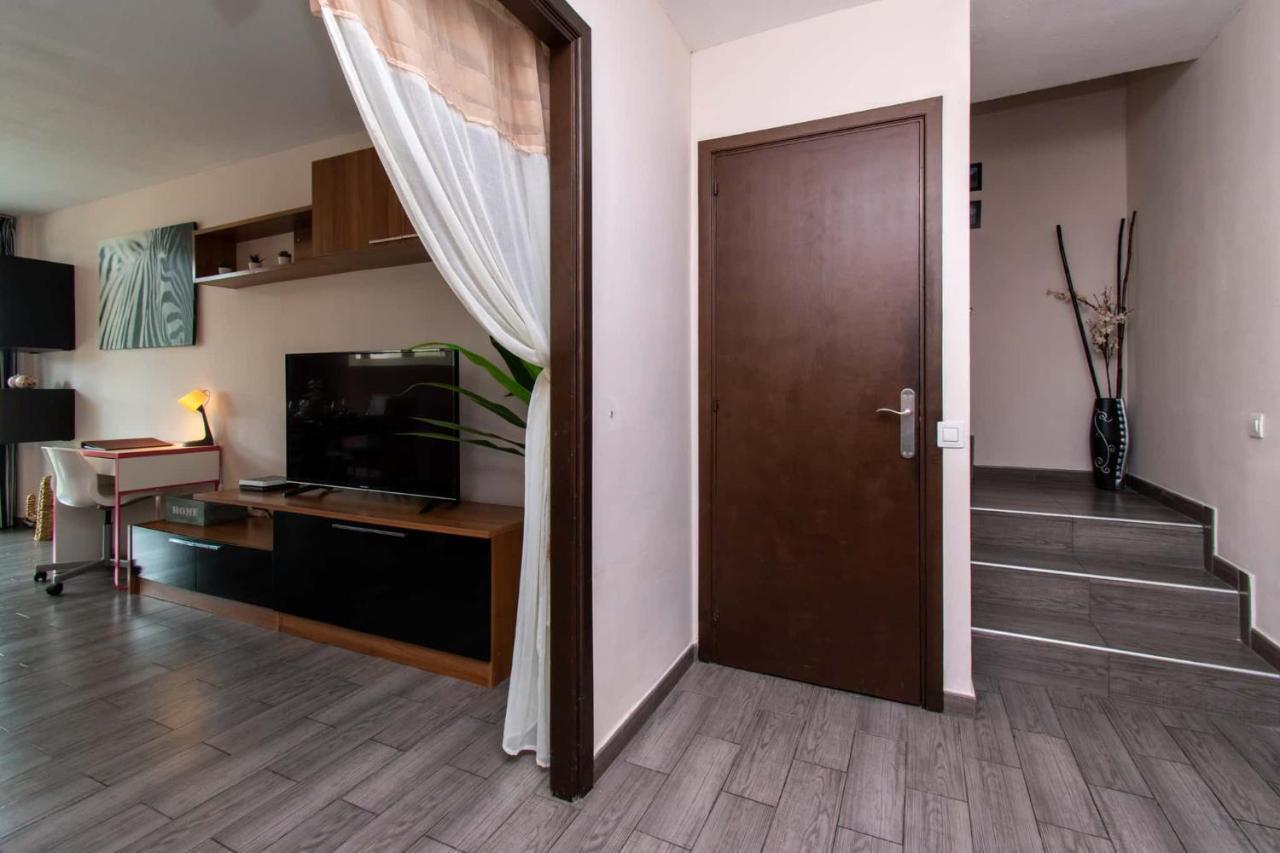 Duplex In Playa De Las Americas-Center Exterior foto